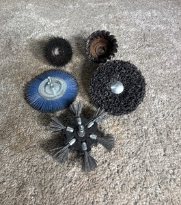 Lot of Abrasive Cleaning, Stripping and Sanding Attachments