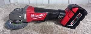 Milwaukee M18 FUEL Lithium-Ion Brushless Cordless 4-12 in.5 in. Grinder wBattery