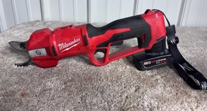 Milwaukee M12 12V Cordless Brushless Pruner Shears wBattery