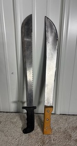 Lot of 2 Machetes - Both 23in