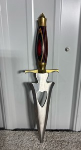 Frost Cutlery Replica King of Hearts Dagger - 14in