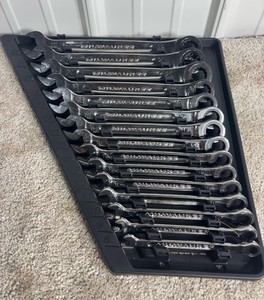 Milwaukee Metric Ratcheting Combination Wrench Set (15-Piece)