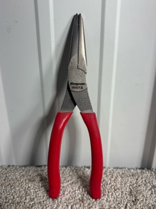 Snap-on 8 Talon Grip Needle Nose Pliers (Red)
