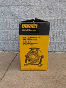 DEWALT 16 BENCHTOP FAN