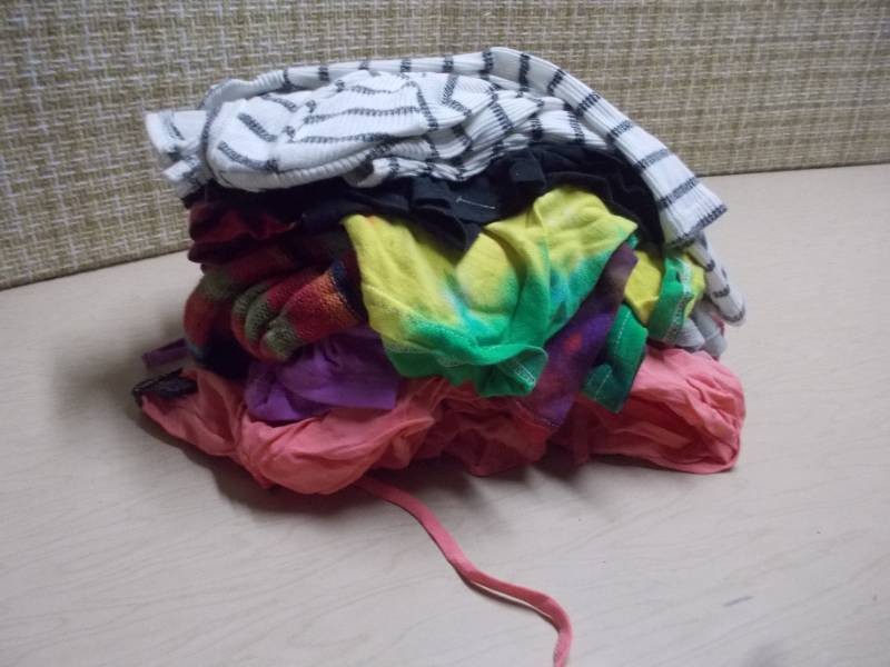 Girls Assorted Clothing Lot - Size S (7-8)