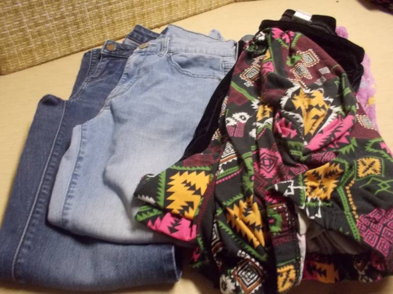 Womens Denim Jeans & Casual Pants Lot - Size 4