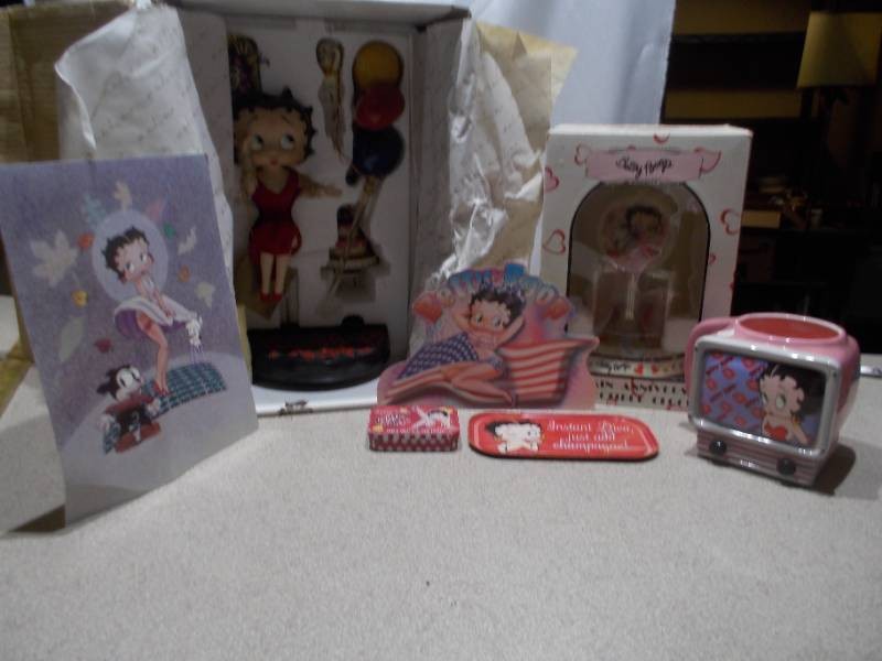 Ultimate Betty Boop Collectors Lot - Vintage Tins, Limited Figurine, Mugs & Memorabilia