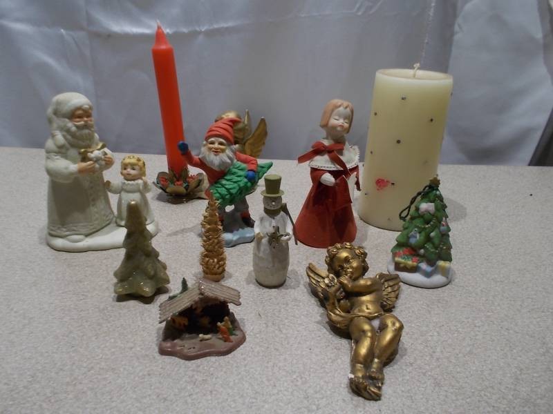 Assorted Vintage Christmas Figurine & Holiday Candle Lot