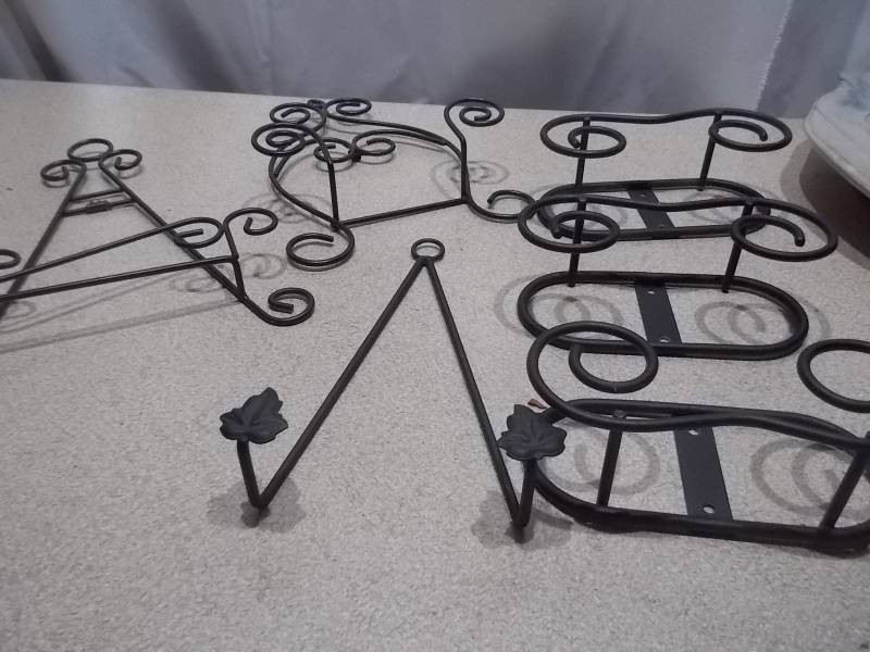 Vintage Black Wrought Iron Decorative Display Easels & Plate Racks - Multi-Piece Lot
