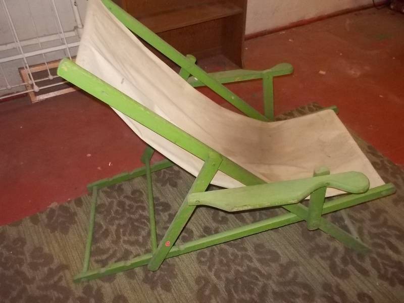 Vintage Green Wooden Frame Folding Canvas Sling Chair