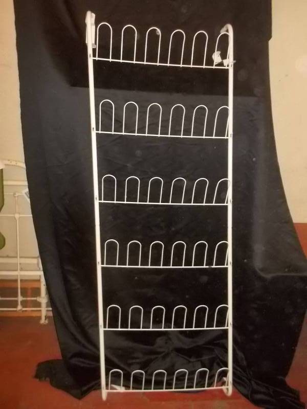 White Metal Wire Shoe Rack Storage Tower