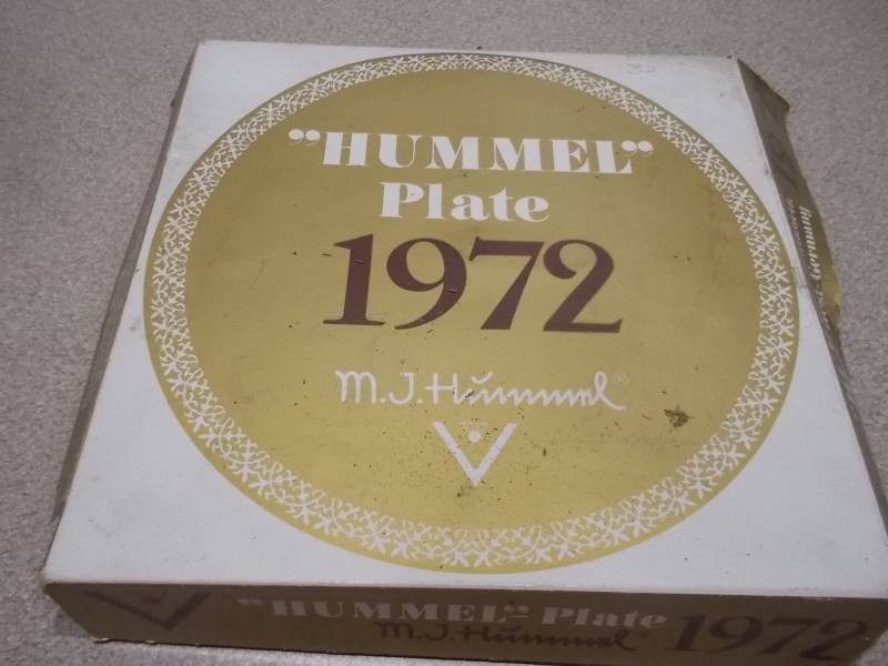 1972 Goebel W. Goebel Hummel Annual Collector Plate with Box & Booklet