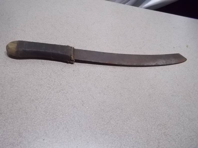 Vintage Wooden Handle Curved Blade Slicing  Butchering Knife
