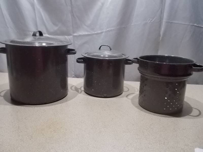 Vintage Enamelware Stock Pots  Cookware Set