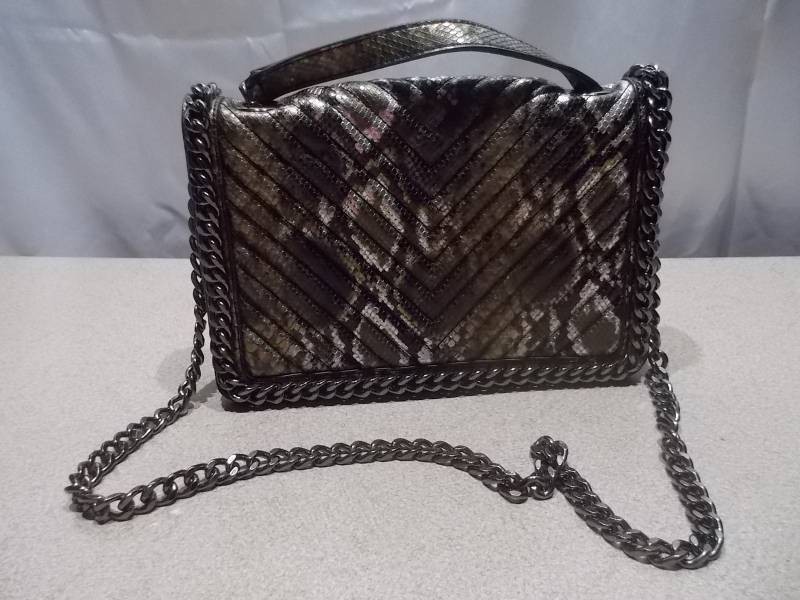 Designer Snakeskin-Pattern Chain Crossbody Handbag