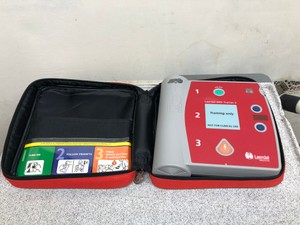 86783 - Laerdal AED Trainer 2