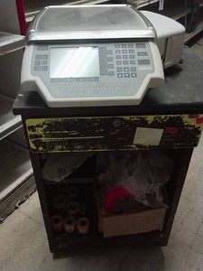 HOBART SCALE  LABELER