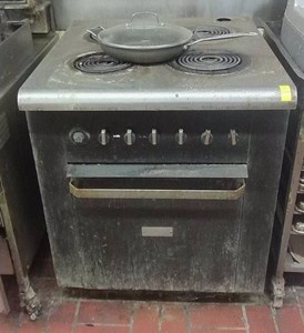 VINTAGE HOTPOINT STOVETOP OVEN