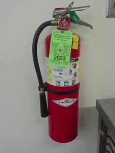 FIRE EXSTINGUISHER