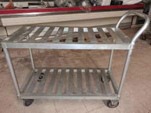 NICE ALUMINUM CART WITH CASTER WHEEELS
