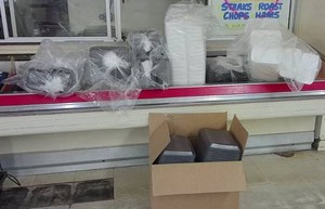 HUGE LOT OF FLAT FOAM PACKAGING TRAYSBOXES
