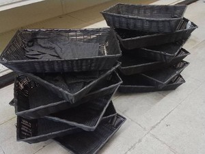 12 BLACK WICKER BASKETS