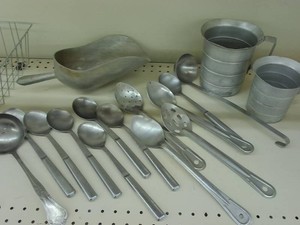 LARGE STAINLESS STEEL KITCHEN SUPPLY LOT