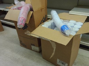 2 LARGE CASES OF PEPSICOKE CUPS