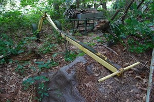 Sumner Grasshopper Log Cart