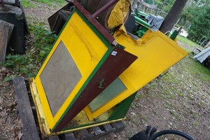 Cab for John Deere Tractor