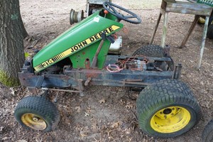 John Deere 314 Tractor for Parts - Good Hydrostatic
