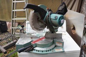 Hitachi Compound Miter Saw
