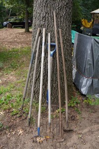Garden Rakes and Hoes