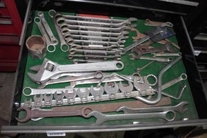 Contents of Drawer - Wrenches