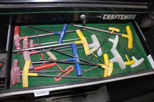 Contents of Drawer - T-Handle Hex Keys