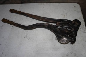 Whitney Portable Metal Punch