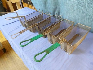 5 Deep Fryer Baskets