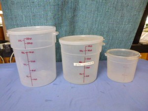 3 StorageMeasuring Containers with Lids