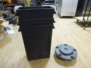 2 Rubbermaid Trash Cans
