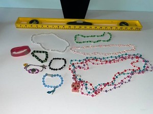 VTG Mixed Costume Jewelry Group - Beaded Necklaces, Bracelets & Charms