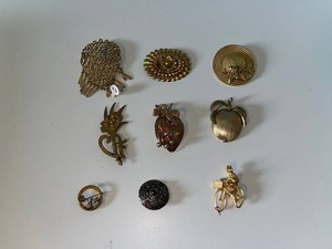Costume Jewelry - Vintage-Style Brooches (Lot of 9)