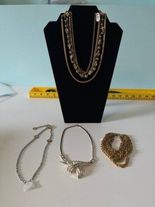 VTG Costume Jewelry Necklaces - Gold Tone, Rhinestone & Heart Designs (Lot of 4)