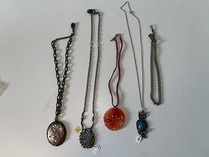 VTG Costume Jewelry Necklace & Pendant Mixed Lot - 5 Pieces