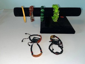 VTG Bracelet Jewelry - Assorted Beaded & Bangle Designs (Lot of 6) - two w original packaging