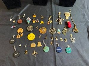 VTG Costume Jewelry Mixed Lot - Signed Pieces, Brooches & Charms