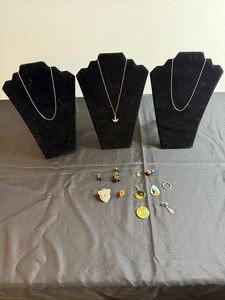 VTG Costume Jewelry Mixed Lot - 3 Necklaces, Brooches & Charms