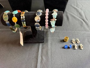 VTG Costume Jewelry - Bracelets, Earrings & Ring Mixed Lot