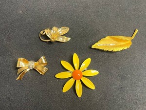 Vintage Costume Jewelry Brooches - Coro, Floral & Leaf Designs