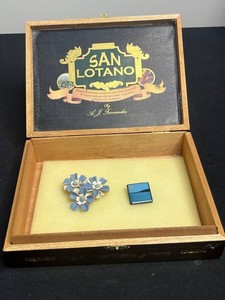 VTG San Lotano Cigar Box w Two VTG Brooches