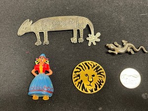 Costume Jewelry Animal & Figural Pins (Lot of 4)